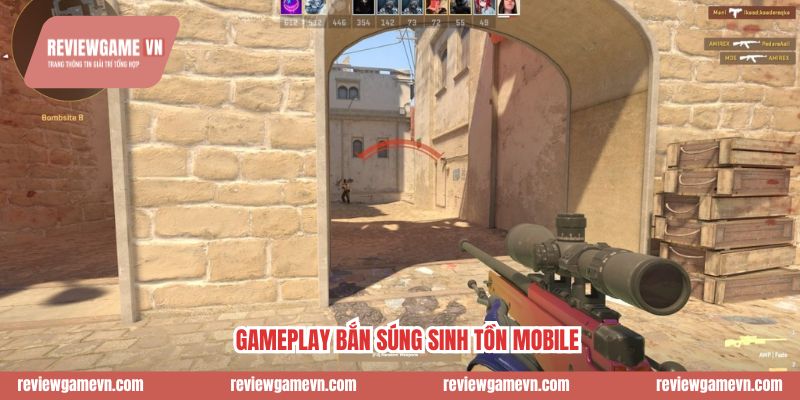 Gameplay bắn súng sinh tồn mobile